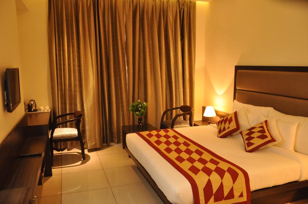 The Taj Vilas Agra  Luaran gambar